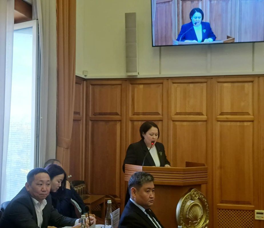 Чужаева Наталья Бадняевна утверждена на должность Уполномоченного по правам ребенка в Республике Калмыкия на пятилетний срок полномочий