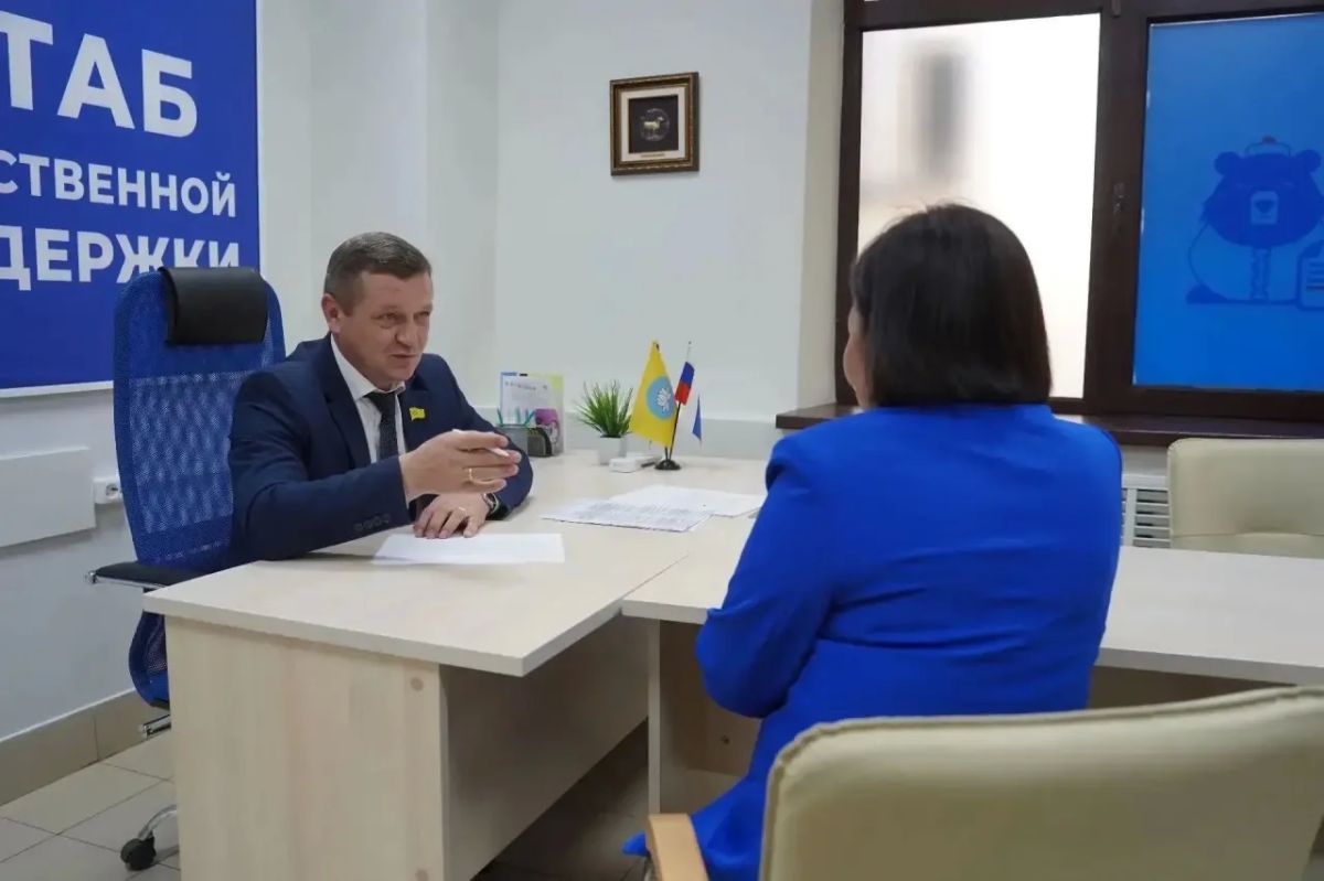 Обращения на имя спикера. На площадке Штаба общественной поддержки «Единой России» сегодня состоялся традиционный прием граждан по личным вопросам Обращения на имя спикера. На площадке Штаба общественной поддержки «Единой России» сегодня состоялся традиционный прием граждан по личным вопросам