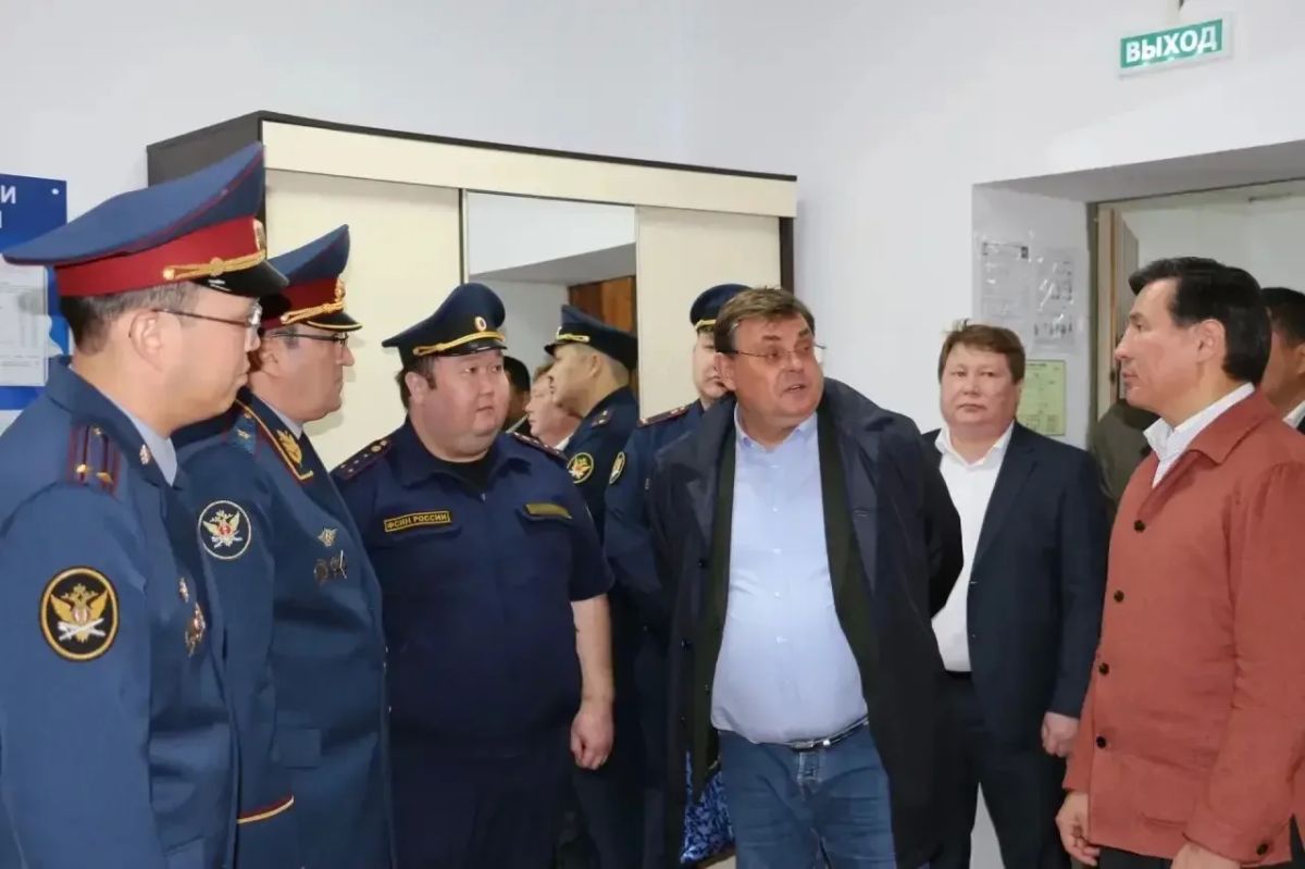Министр юстиции России Константин Чуйченко посетил в Элисте учреждения УФСИН Министр юстиции России Константин Чуйченко посетил в Элисте учреждения УФСИН