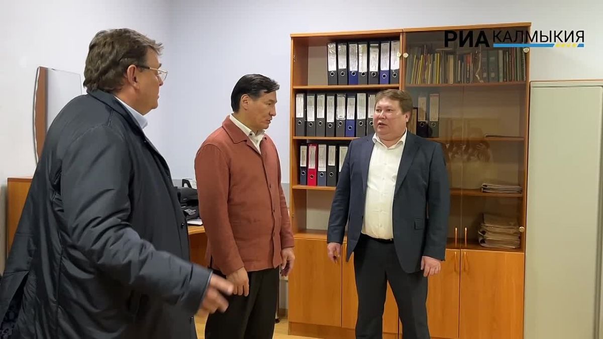 Министр юстиции России Константин Чуйченко посетил Управление Минюста по Калмыкии