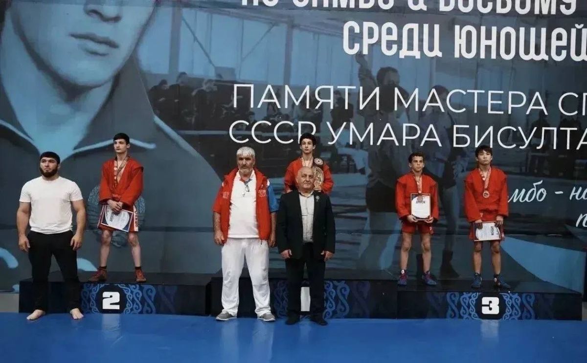 Калмыцкие самбисты примут участие в первенстве России Калмыцкие самбисты примут участие в первенстве России