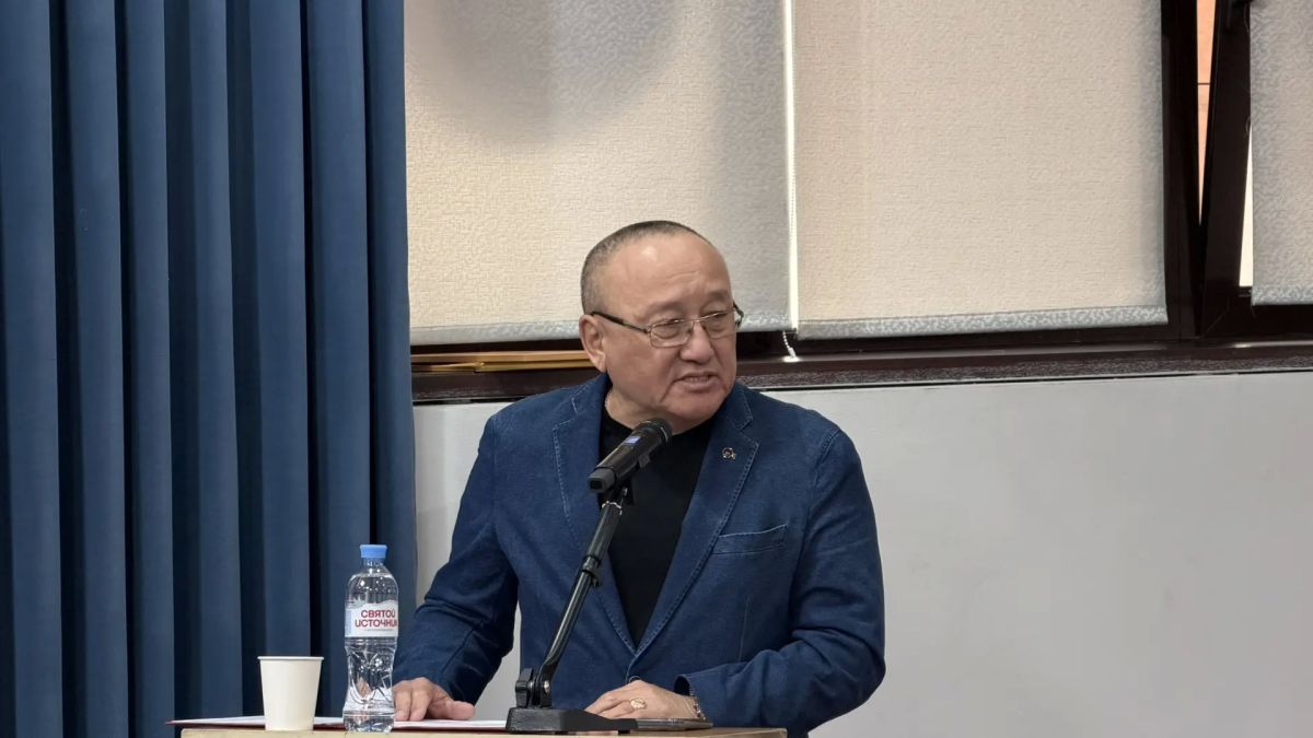 В Национальной библиотеке имени А. М. Амур-Санана состоялась презентация второй книги «Рискуя жизнью ради жизни», посвященной ветеранам-ликвидаторам аварии на Чернобыльской АЭС В Национальной библиотеке имени А. М. Амур-Санана состоялась презентация второй книги «Рискуя жизнью ради жизни», посвященной ветеранам-ликвидаторам аварии на Чернобыльской АЭС