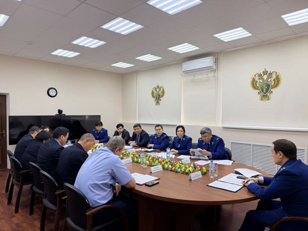 В прокуратуре республики состоялось заседание межведомственной рабочей группы по вопросам, связанным с подростковой преступностью, ростом дорожно-транспортных происшествий с участием детей В прокуратуре республики состоялось заседание межведомственной рабочей группы по вопросам, связанным с подростковой преступностью, ростом дорожно-транспортных происшествий с участием детей