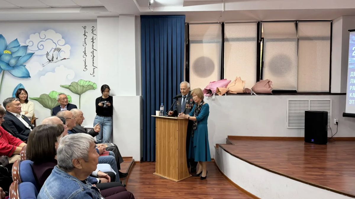 В Национальной библиотеке имени А. М. Амур-Санана состоялась презентация второй книги «Рискуя жизнью ради жизни», посвященной ветеранам-ликвидаторам аварии на Чернобыльской АЭС