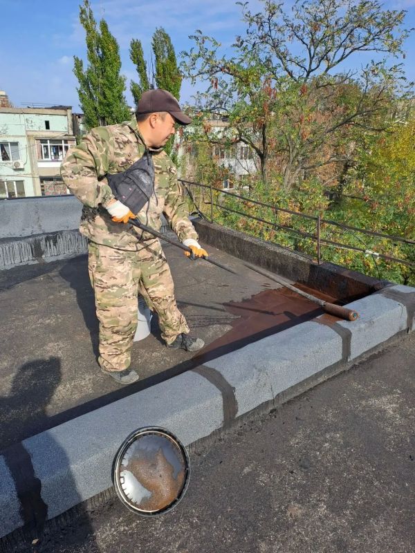 Продолжаем помогать жителям подшефного Калмыкии Антрацитовского района ЛНР Продолжаем помогать жителям подшефного Калмыкии Антрацитовского района ЛНР