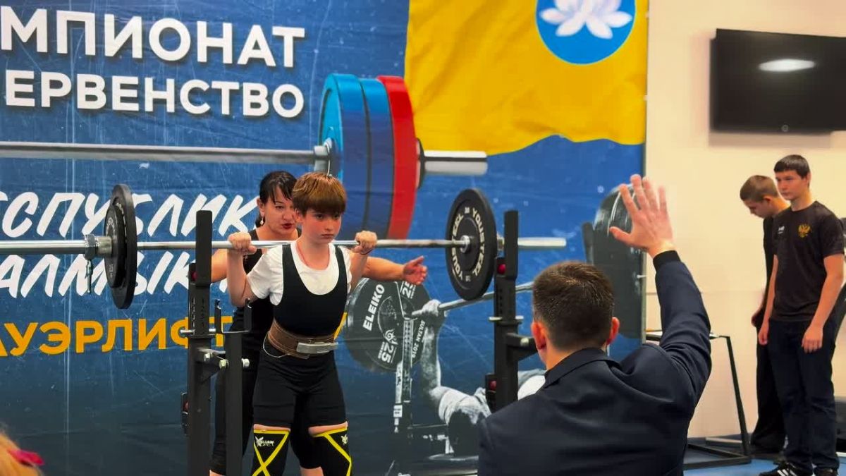 24 октября в спортивном комплексе «Ойрат-Арена» прошли чемпионат и первенство Республики Калмыкия по классическому пауэрлифтингу