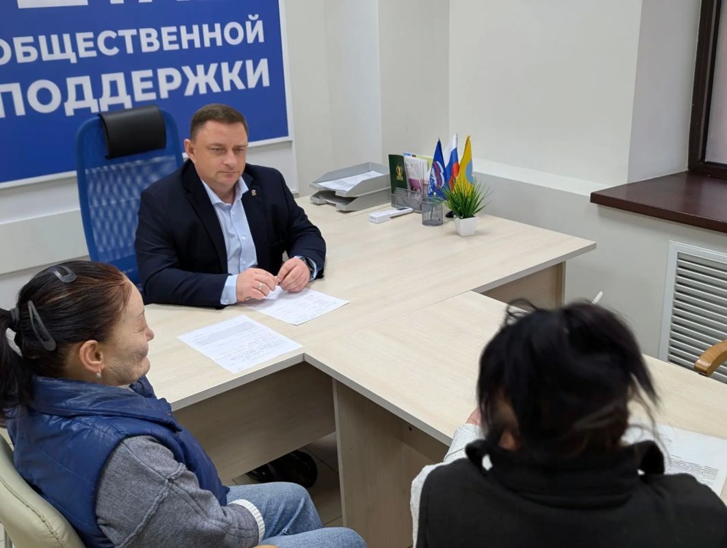 Максим Сорокин: Личные приёмы – открытый диалог, где каждый может задать наболевший вопрос и получить конкретную помощь Максим Сорокин: Личные приёмы – открытый диалог, где каждый может задать наболевший вопрос и получить конкретную помощь
