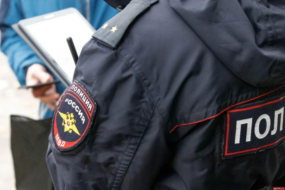 Полицейскими Элисты по факту кражи в магазине задержаны трое молодых людей